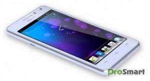 IFA 2012: смартфон Huawei Ascend G600 с 4,5-дюймовым дисплеем и стереодинамиками