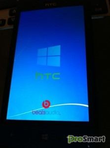 HTC 8S взломали